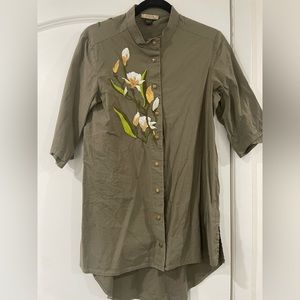 Gizia unique top! Gorgeous material & design!